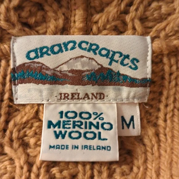 Aran Crafts Merino Wool Cable Knit Button Up Cardigan Size M - Picture 10 of 10